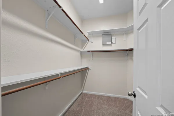 $1,900 | 132 Niemietz Cove, Cibolo, TX 78108