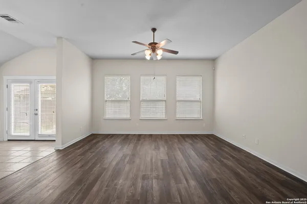 $1,900 | 132 Niemietz Cove, Cibolo, TX 78108