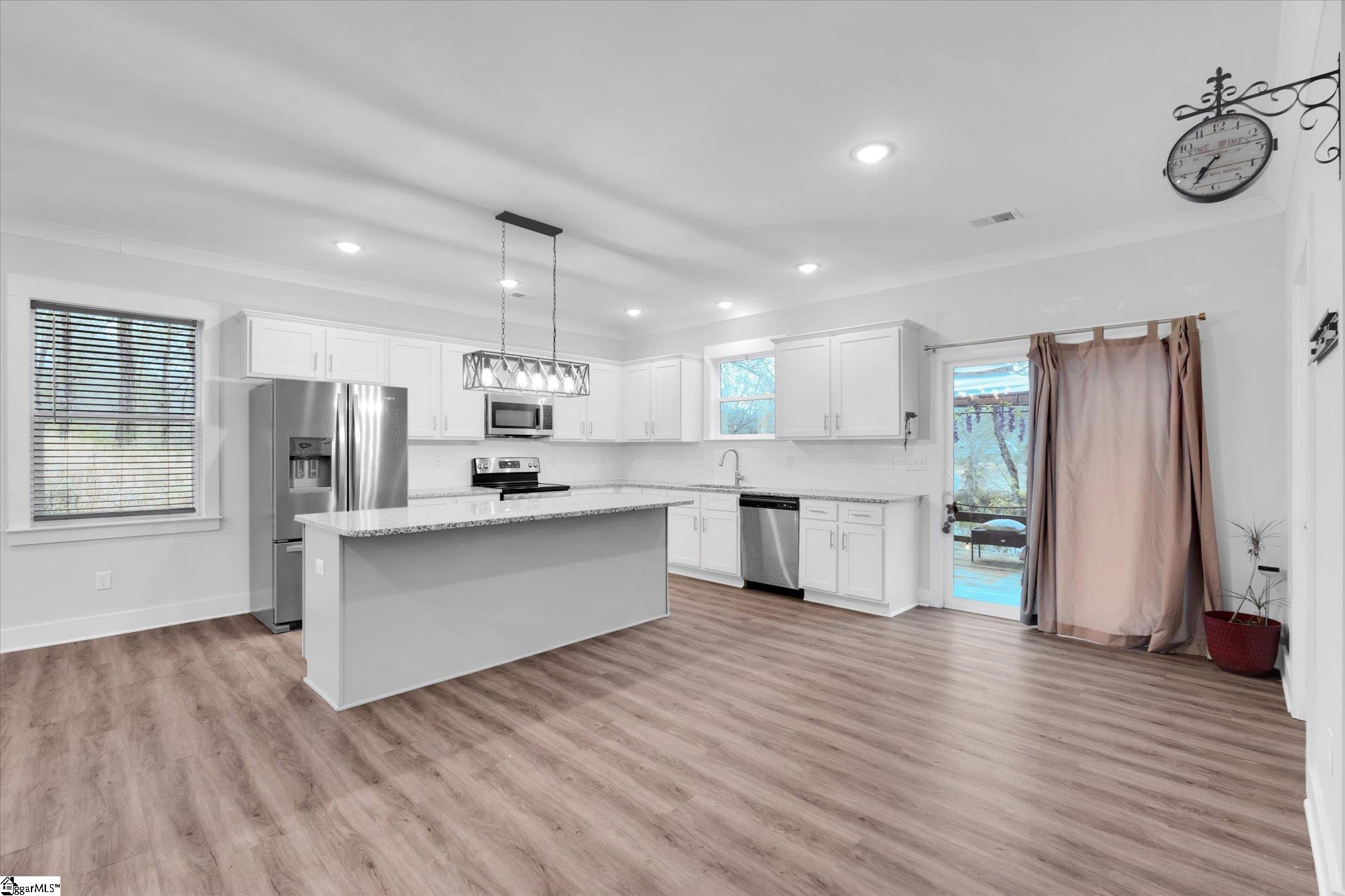 33 Parker Street Pelzer, SC 29669 - Photo 8 of 26