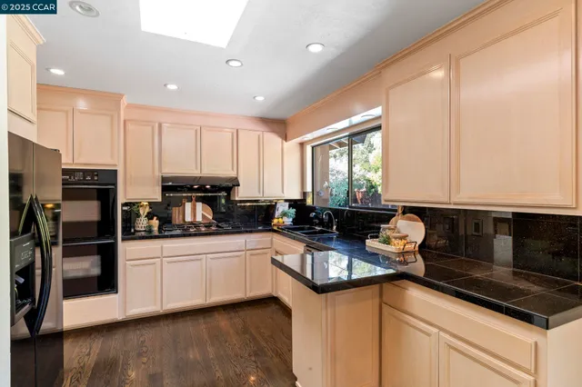 $1,599,000 | 275 Gil Blas Road, Danville, CA 94526