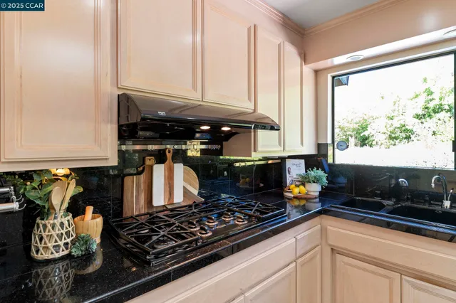 $1,599,000 | 275 Gil Blas Road, Danville, CA 94526