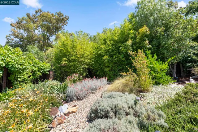 $1,599,000 | 275 Gil Blas Road, Danville, CA 94526