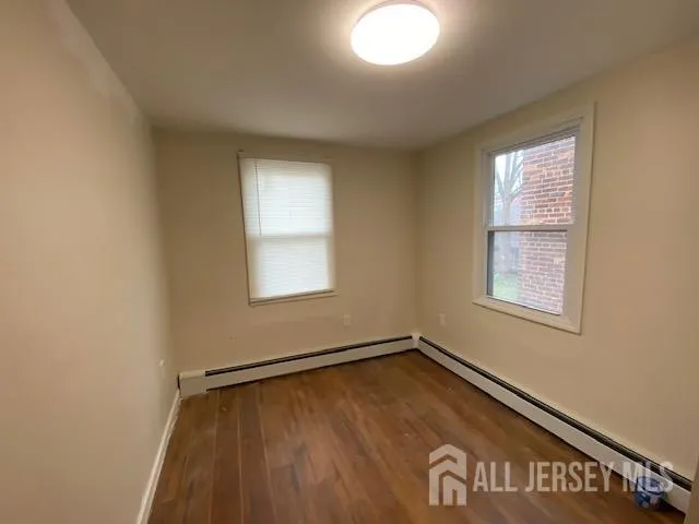 $2,800 | 310 Somerset Street, New Brunswick, NJ 08901