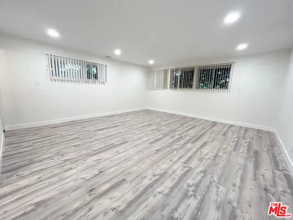 $4,250 | 439 South Oakhurst Drive, Unit 1, Beverly Hills, CA 90212