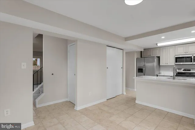 $445,000 | 1139 Autumnhaze Court, Herndon, VA 20170