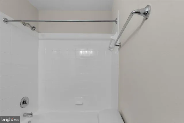 $445,000 | 1139 Autumnhaze Court, Herndon, VA 20170