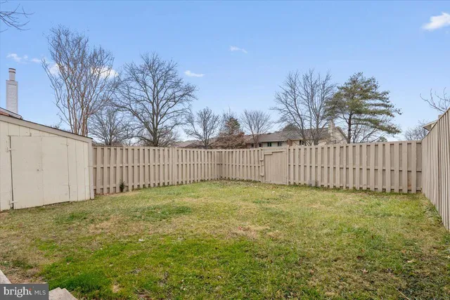 $445,000 | 1139 Autumnhaze Court, Herndon, VA 20170