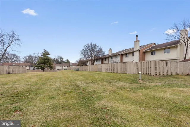 $445,000 | 1139 Autumnhaze Court, Herndon, VA 20170