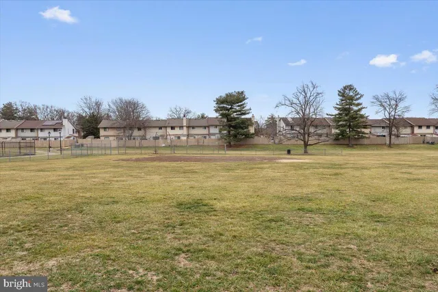 $445,000 | 1139 Autumnhaze Court, Herndon, VA 20170