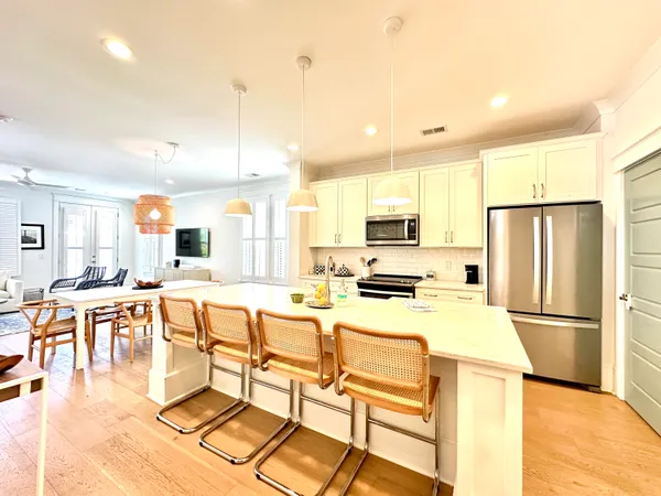 $5,700 | 962 Key Colony Court, Mount Pleasant, SC 29464