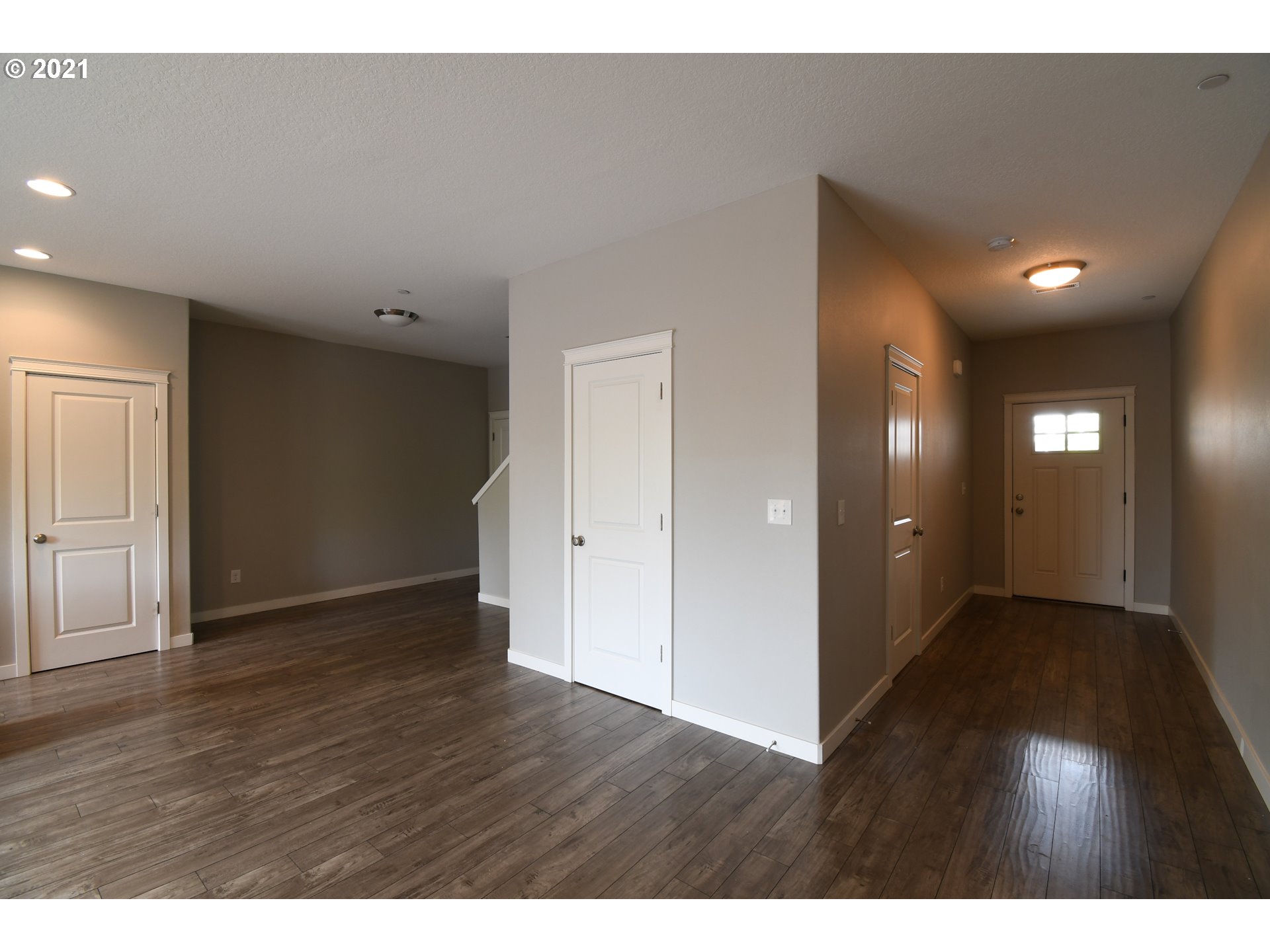 4335 North 2nd Way Ridgefield, WA 98642 - Photo 2 of 21