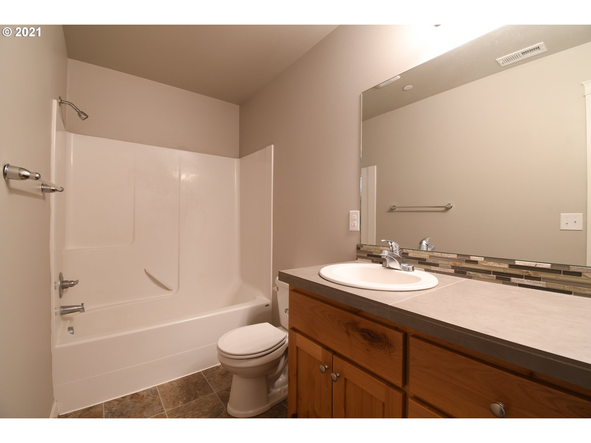 4335 North 2nd Way Ridgefield, WA 98642 - Photo 18 of 21
