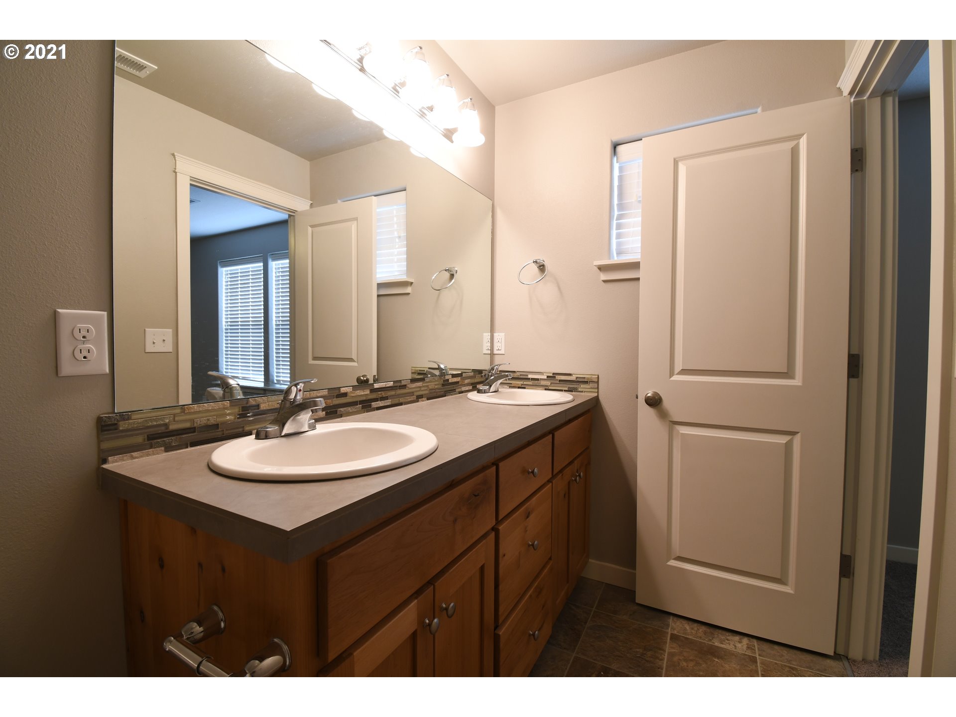 4335 North 2nd Way Ridgefield, WA 98642 - Photo 19 of 21