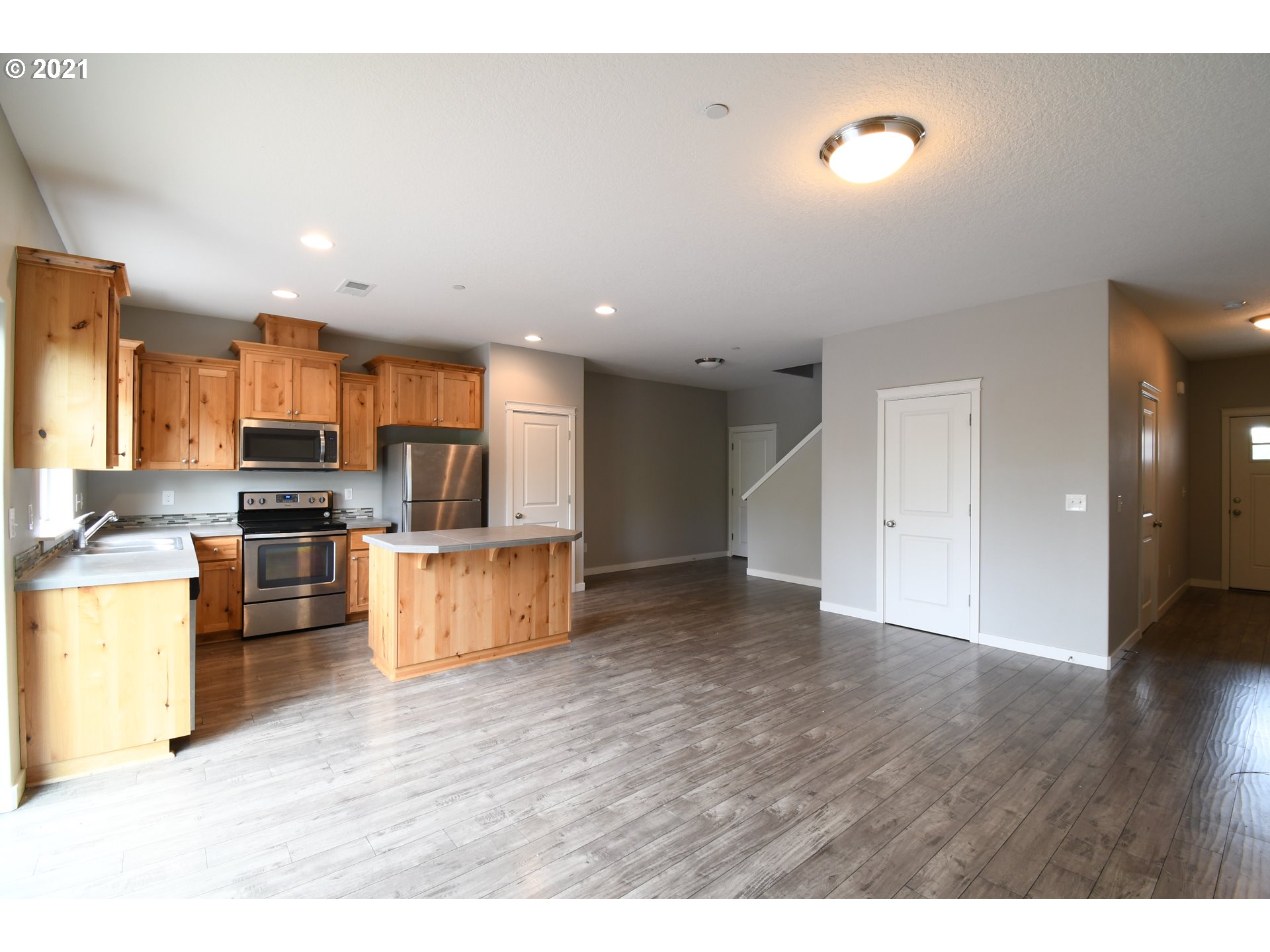 4335 North 2nd Way Ridgefield, WA 98642 - Photo 4 of 21