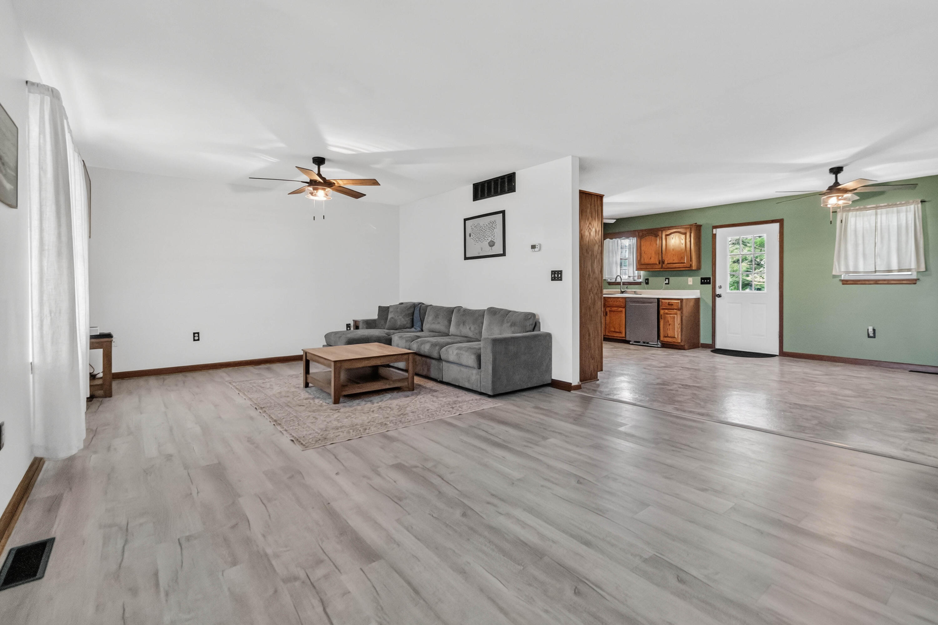 986 Tennessee Ridge Road Liberty, KY 42539 - Photo 10 of 45 008
