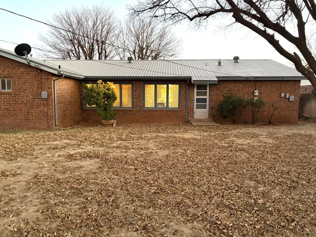 $179,900 | 1807 East Reppto Street, Brownfield, TX 79316