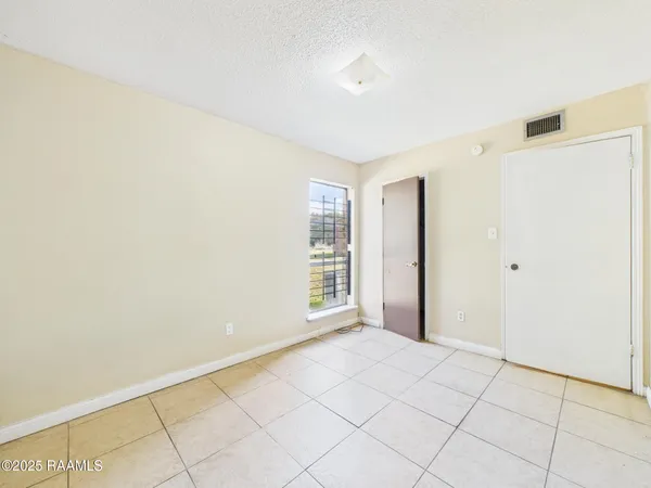 $600 | 102 Marigny Circle, Unit C, Duson, LA 70529