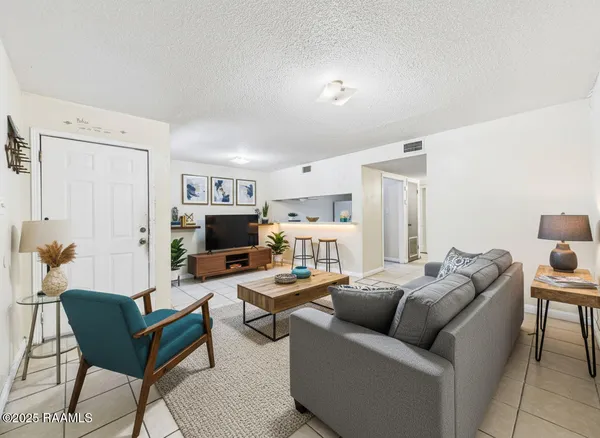 $600 | 102 Marigny Circle, Unit C, Duson, LA 70529