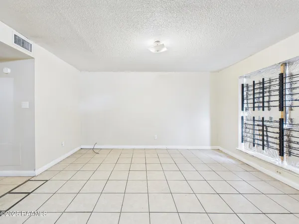 $600 | 102 Marigny Circle, Unit C, Duson, LA 70529