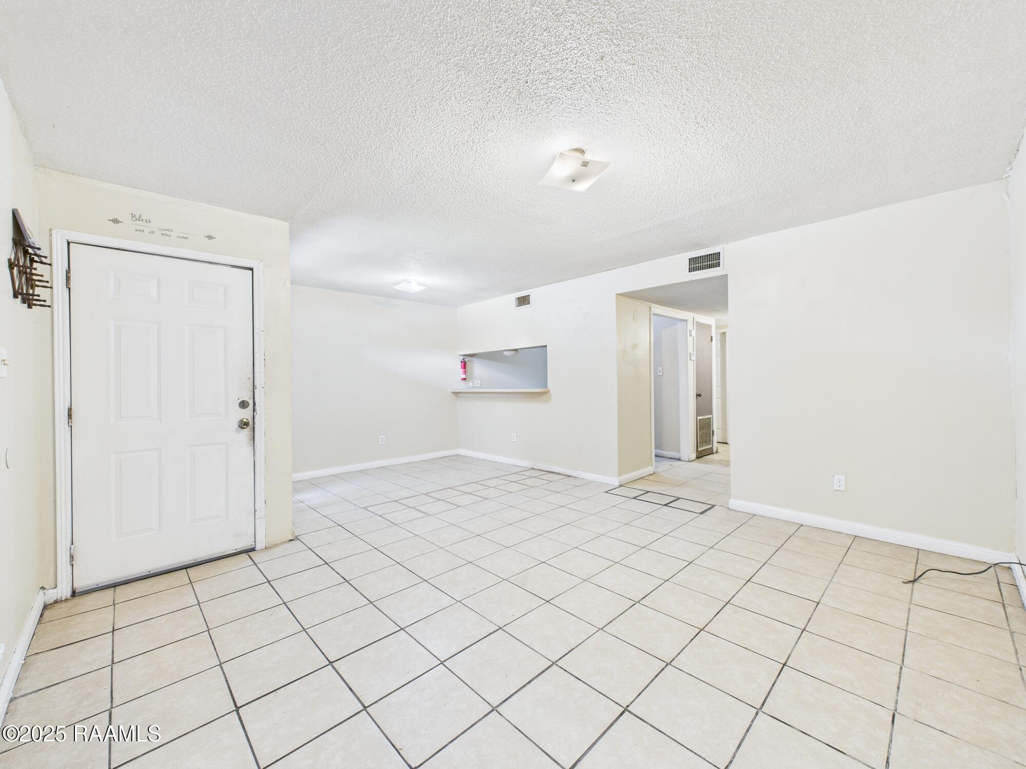 102 Marigny Circle, Unit C Duson, LA 70529 - Photo 10 of 13 CAM04246G0-PR0211-STILL004