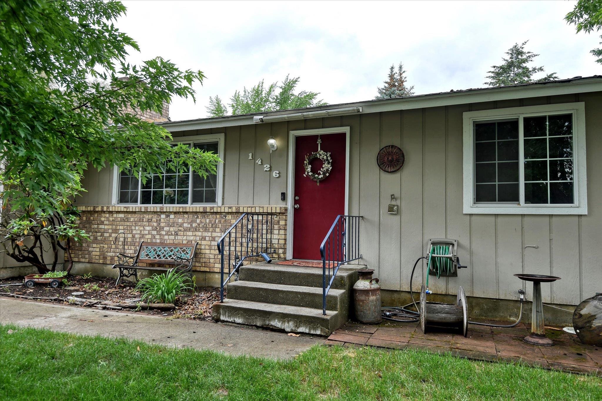 1426 South Woodward Road Spokane Valley, WA 99206 - Photo 2 of 37 Gallery Image 2