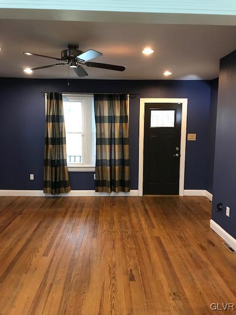 1638 Lindberg Road Bethlehem, PA 18020 - Photo 3 of 15 Gallery Image 3