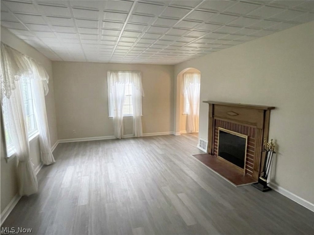 2800 Hillside Road Seven Hills, OH 44131 - Photo 4 of 18 Spacious room featuring light Vinyl Flooring and a decorative ceiling