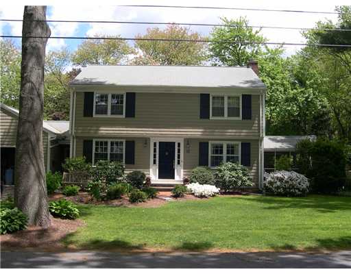 15 Cold Spring Road Barrington, RI 02806 - Photo 1 of 12 Exterior Front.