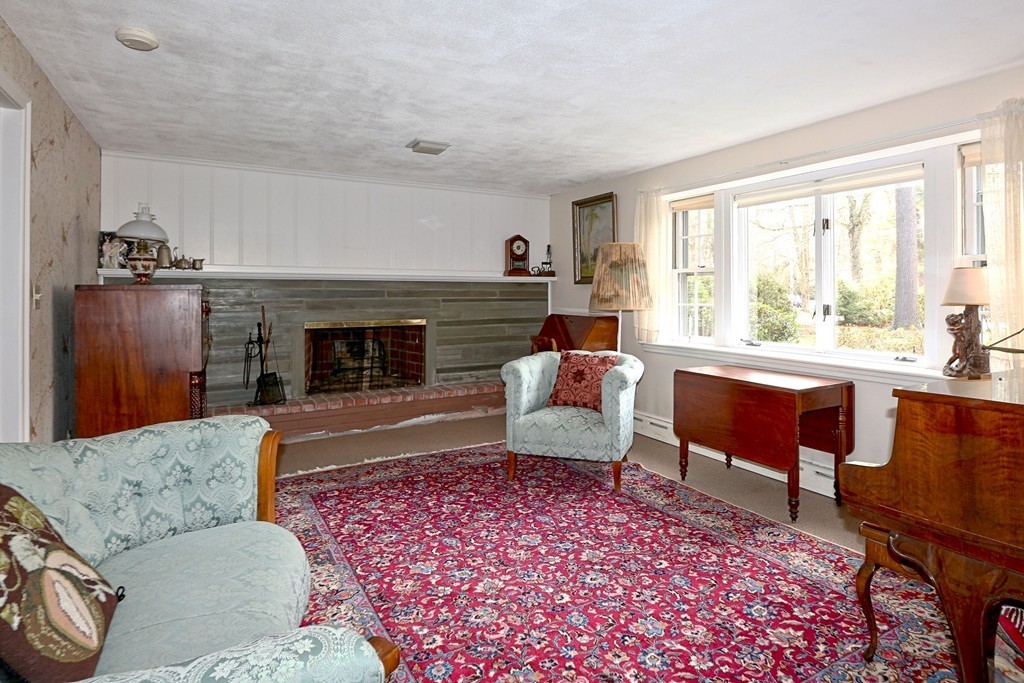 167 Hayward Mill Road Concord, MA 01742 - Photo 14 of 18 Gallery Image 14