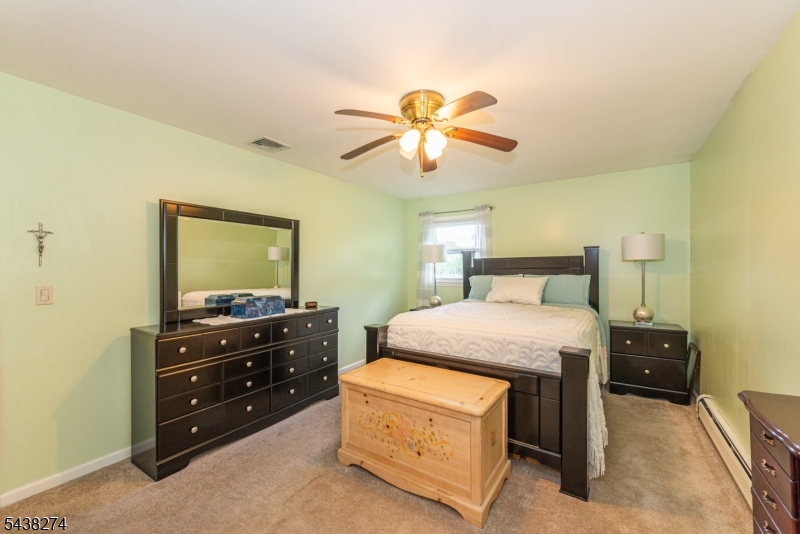21 Whitegate Road Succasunna, NJ 07876 - Photo 19 of 44