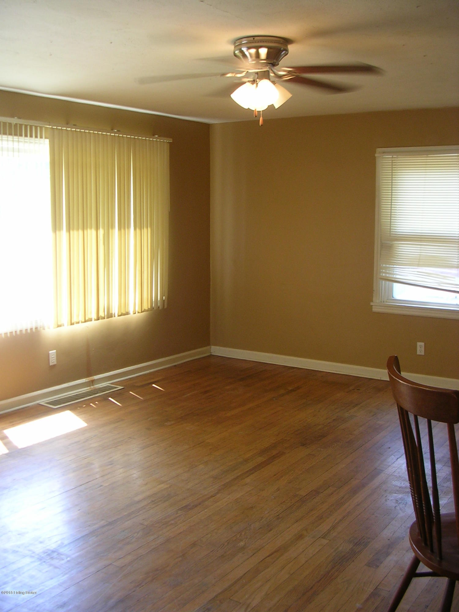 8900 Blue Lick Road, Unit 40219 Louisville, KY 40219 - Photo 4 of 17 DSCN0717