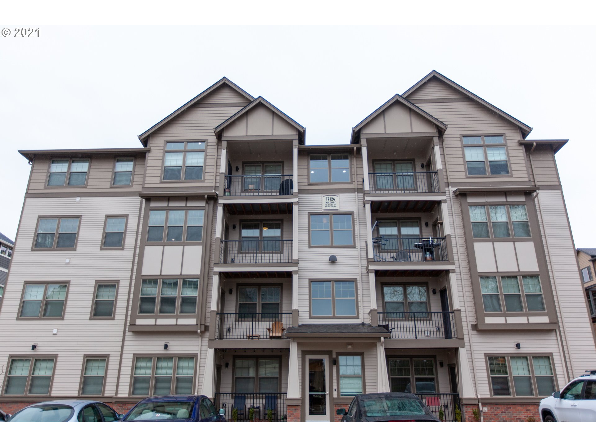 17124 Southwest Appledale Road, Unit 304 Beaverton, OR 97007 - Photo 1 of 27 Gallery Image 1