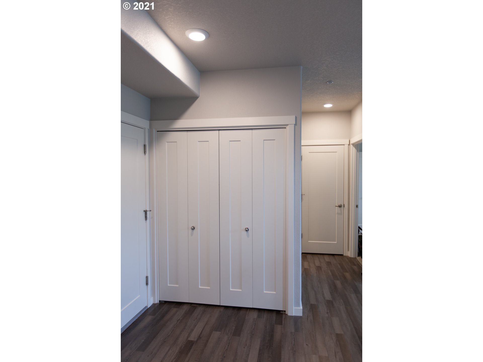 17124 Southwest Appledale Road, Unit 304 Beaverton, OR 97007 - Photo 15 of 27 Gallery Image 15