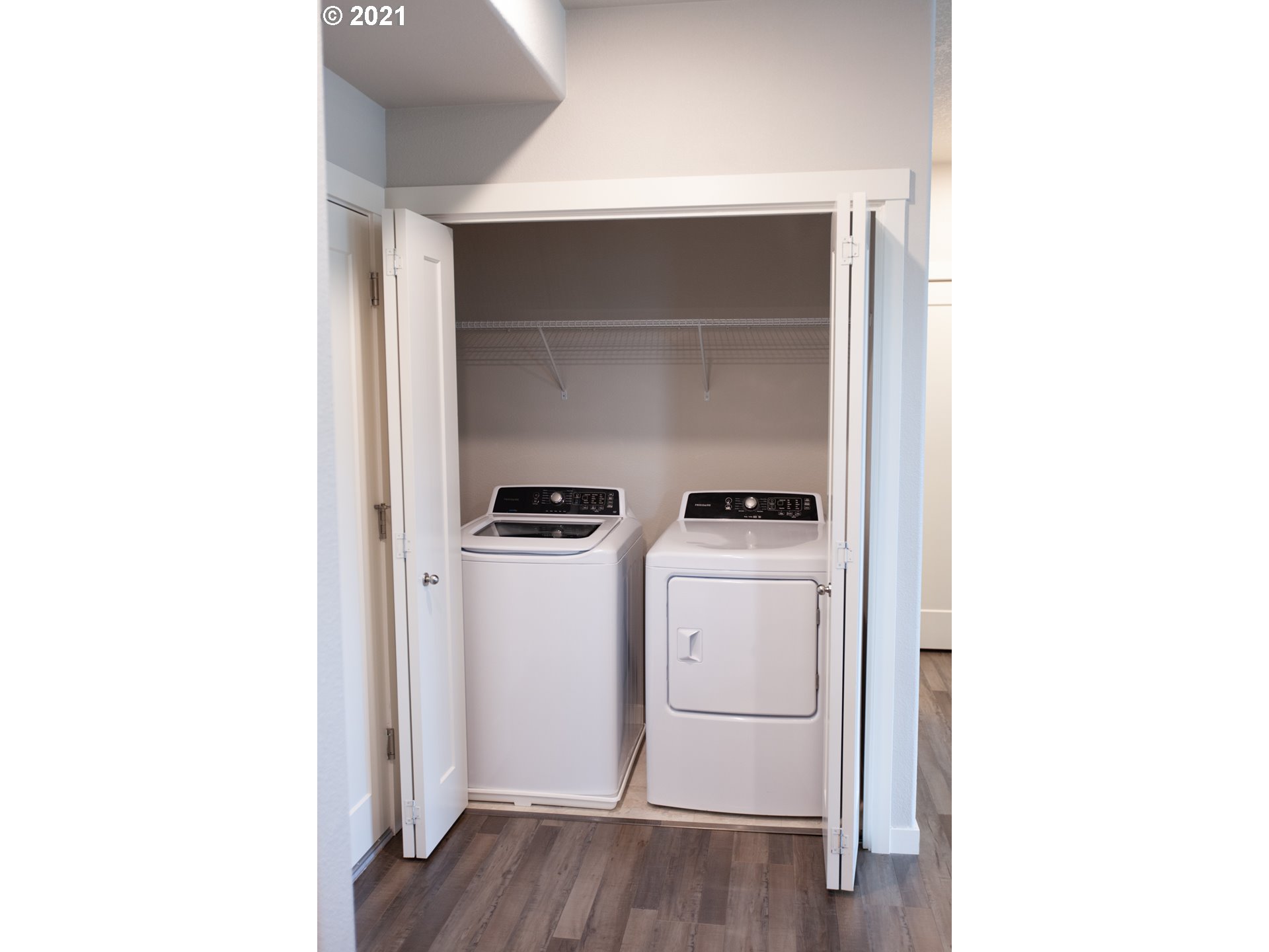 17124 Southwest Appledale Road, Unit 304 Beaverton, OR 97007 - Photo 16 of 27 Gallery Image 16