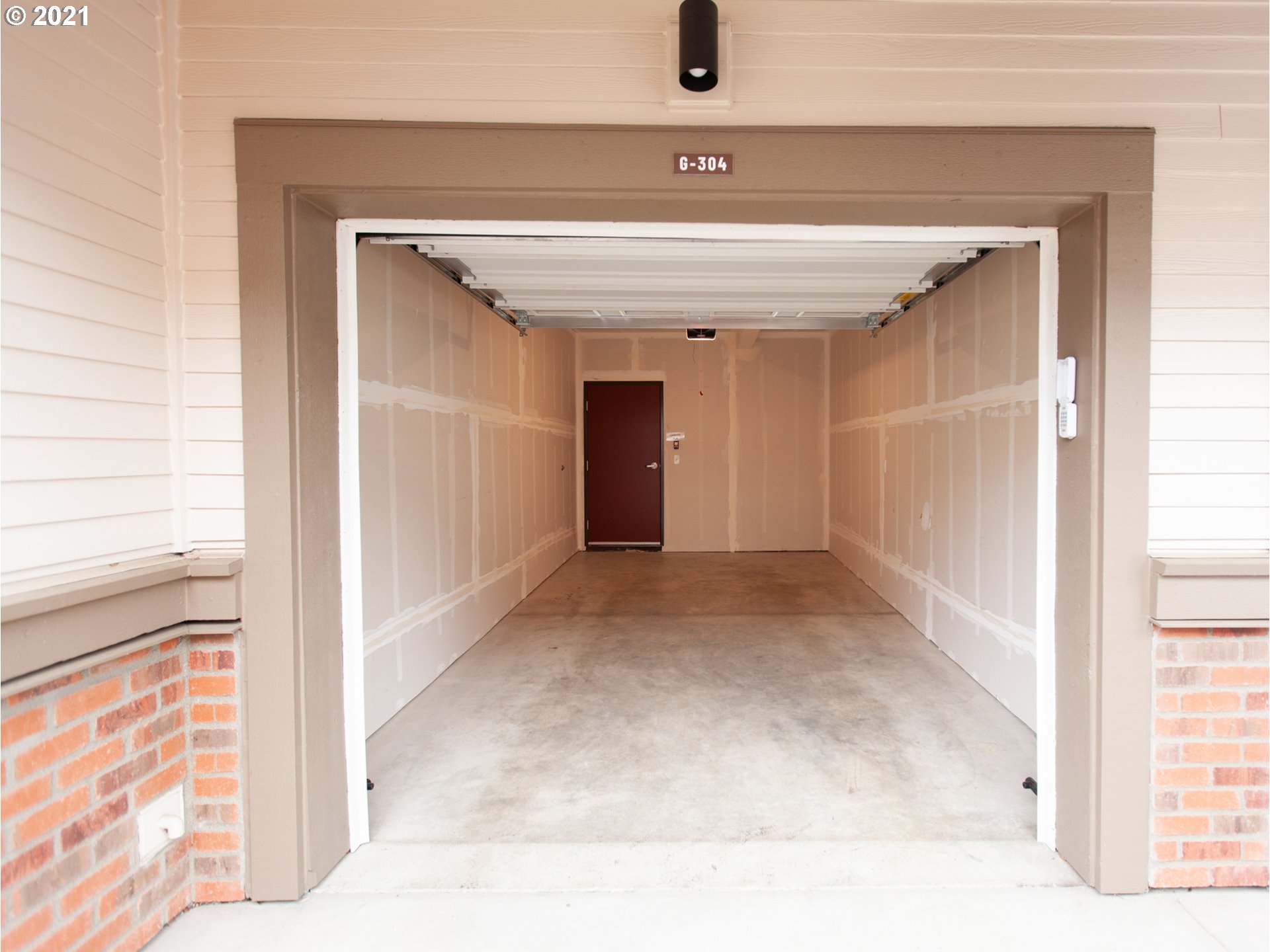 17124 Southwest Appledale Road, Unit 304 Beaverton, OR 97007 - Photo 20 of 27 Gallery Image 20