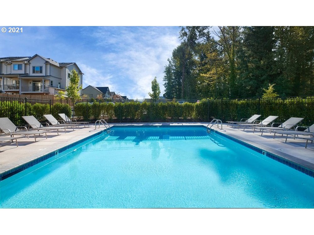 17124 Southwest Appledale Road, Unit 304 Beaverton, OR 97007 - Photo 21 of 27 Gallery Image 21