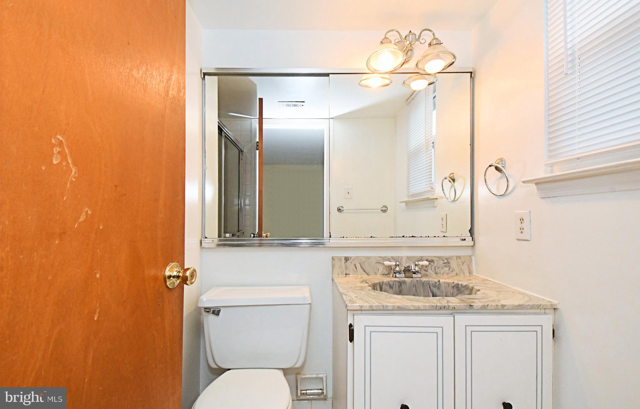 592 B Wrensong Road, Unit B Yardley, PA 19067 - Photo 17 of 55