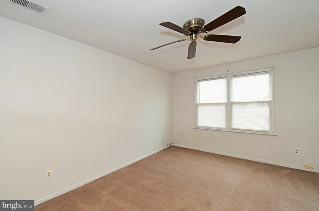 $2,300 | 592 B Wrensong Road, Unit B, Yardley, PA 19067