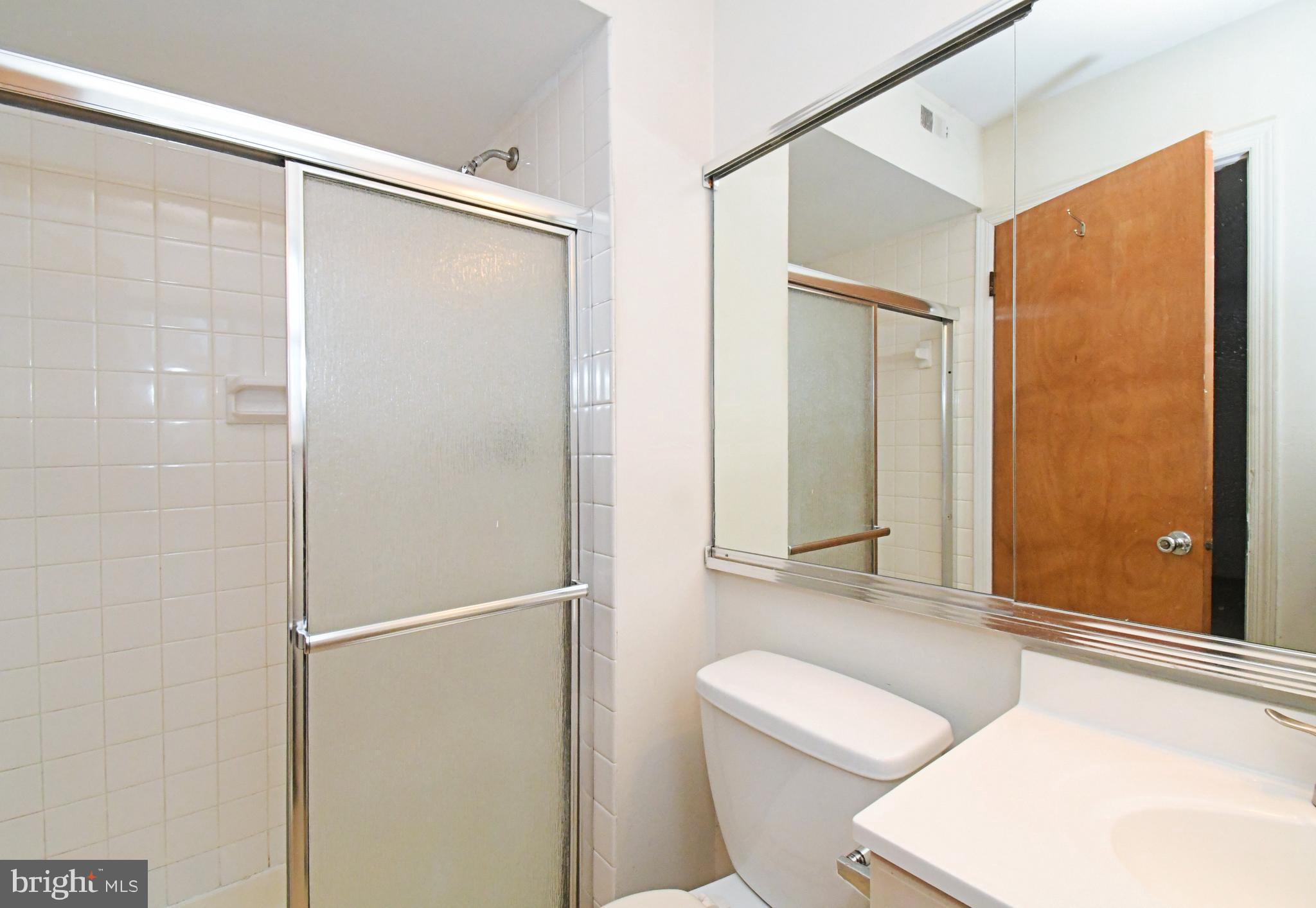 592 B Wrensong Road, Unit B Yardley, PA 19067 - Photo 33 of 55