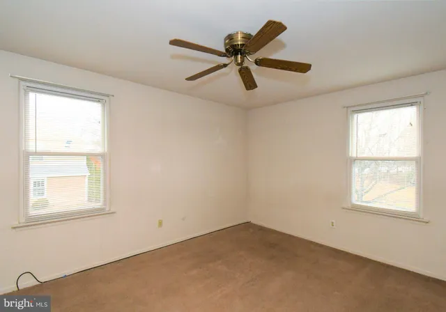 $2,300 | 592 B Wrensong Road, Unit B, Yardley, PA 19067