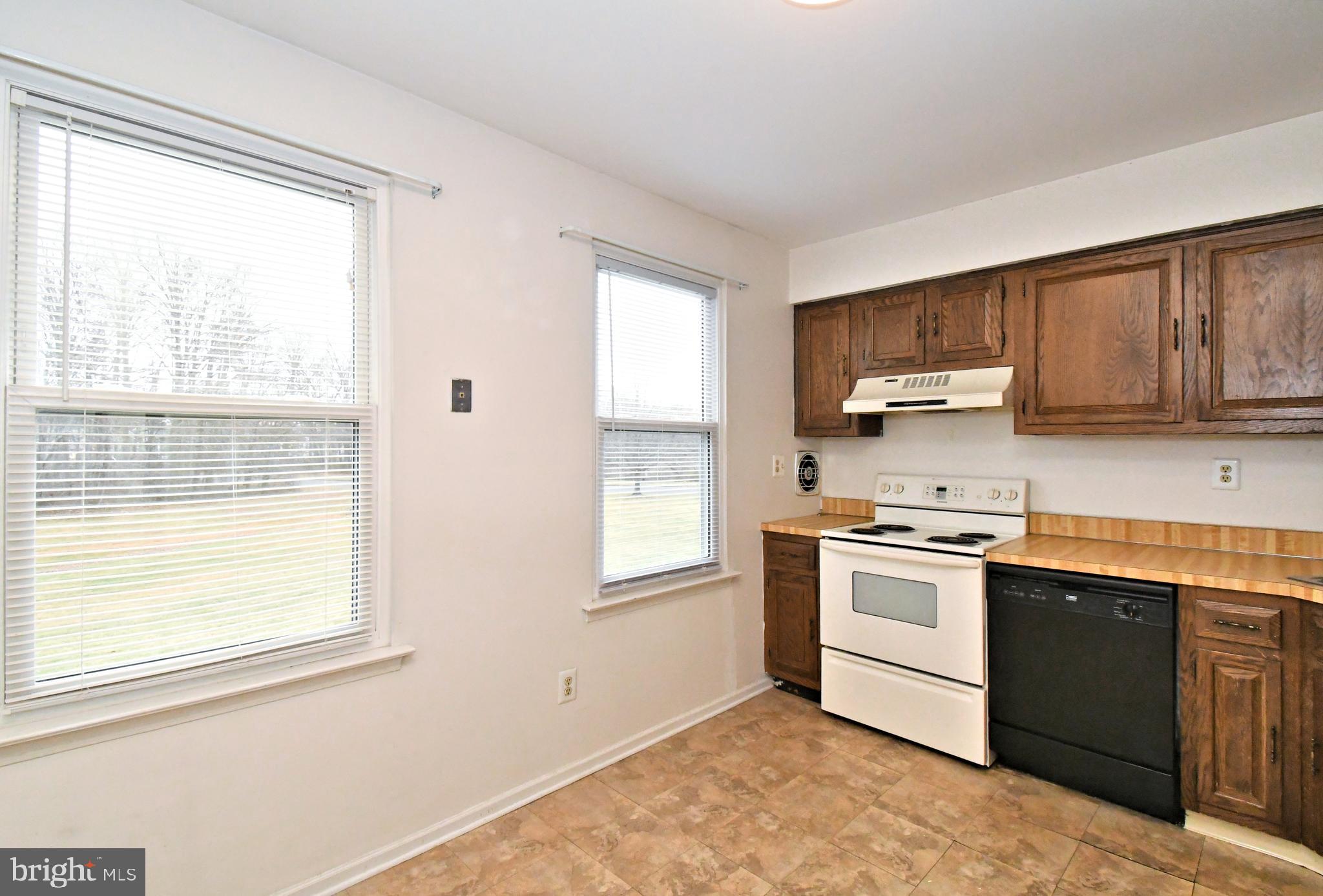 592 B Wrensong Road, Unit B Yardley, PA 19067 - Photo 44 of 55