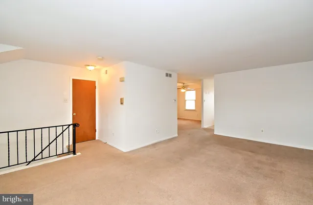 $2,300 | 592 B Wrensong Road, Unit B, Yardley, PA 19067