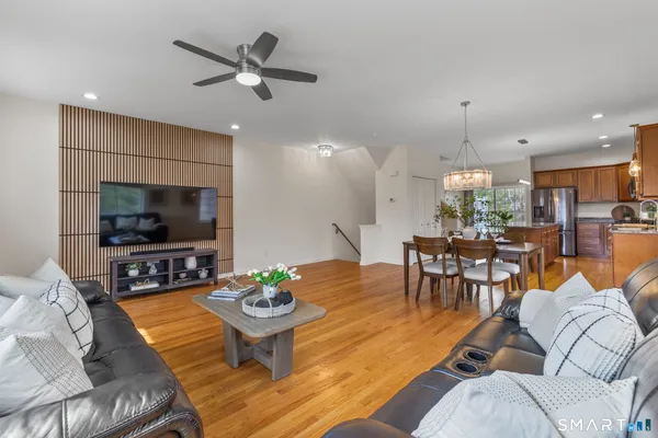 $529,000 | 316 Pepin Place, Unit 316, South Windsor, CT 06074