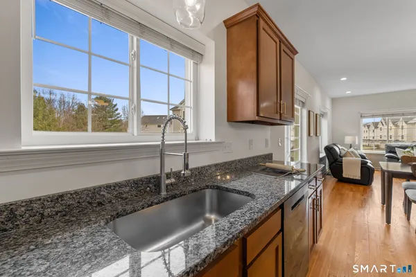 $529,000 | 316 Pepin Place, Unit 316, South Windsor, CT 06074