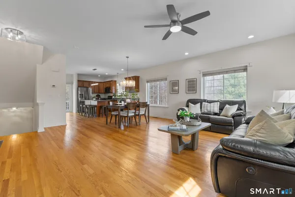 $529,000 | 316 Pepin Place, Unit 316, South Windsor, CT 06074