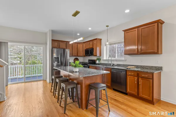 $529,000 | 316 Pepin Place, Unit 316, South Windsor, CT 06074