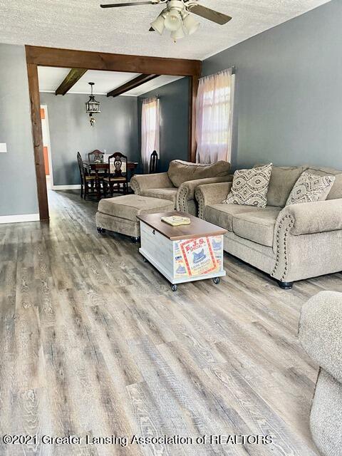407 East Cavanaugh Road Lansing, MI 48910 - Photo 5 of 24 IMG_5830