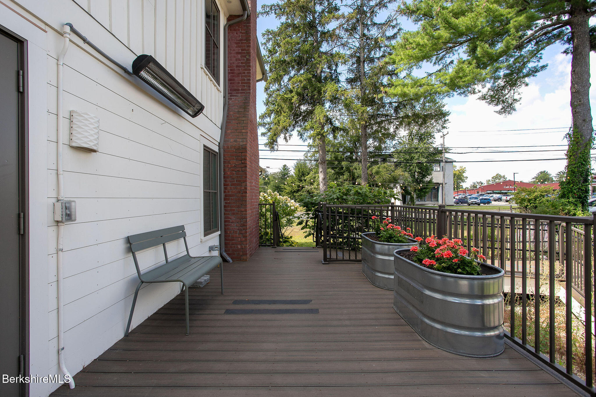 783 Main Street Great Barrington, MA 01230 - Photo 7 of 31 0014