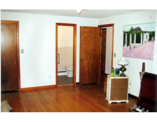 15 Shepard Drive Holyoke, MA 01040 - Photo 11 of 14