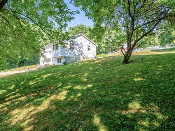 250 North Sturbridge Road Charlton, MA 01507 - Photo 3 of 24